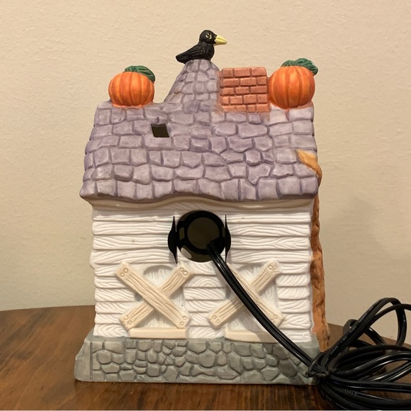 Prettique Creepy Cottage Halloween Lamp Haunted House Witch Pumpkins Ghosts 1991 - Picture 6 of 10